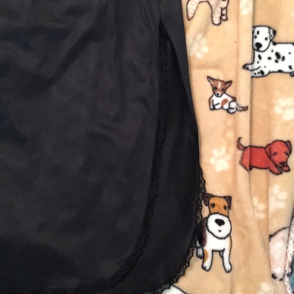 Pretty vintage black half slip by Vanity Fair - Picture 8 of 8